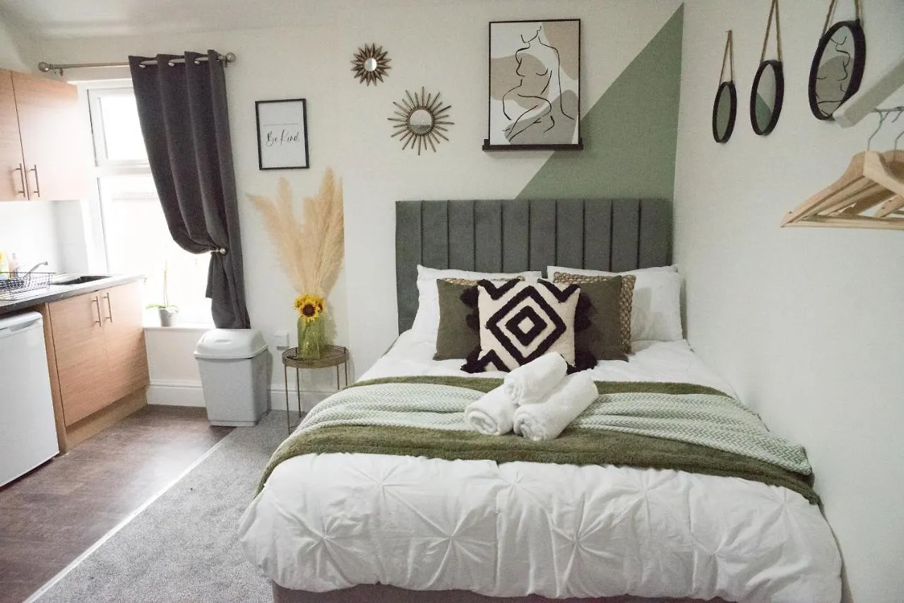 Blackpool Abode - Vance Road Star House Апартаменты