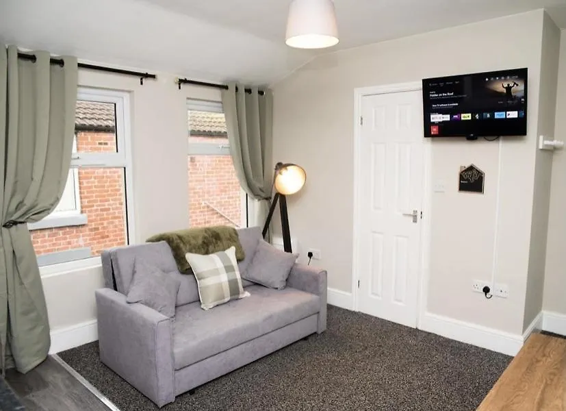 Blackpool Abode - Vance Road Star House