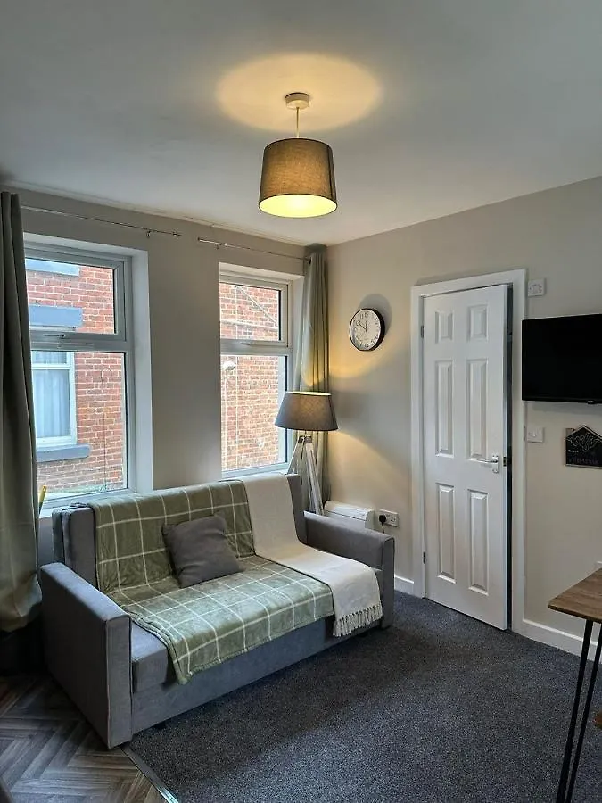 Blackpool Abode - Vance Road Star House 0*,  Великобритания